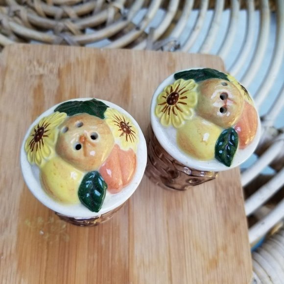 Salt And Pepper Set Basket Weave Look Vintage 70s Porcelain Ceramic - Picture 3 of 6